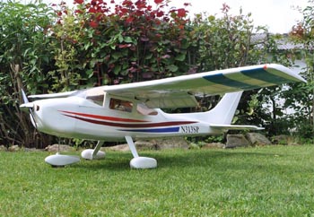 Cessna 182SL-01