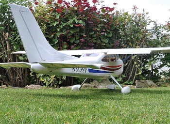 Cessna 182SL-02